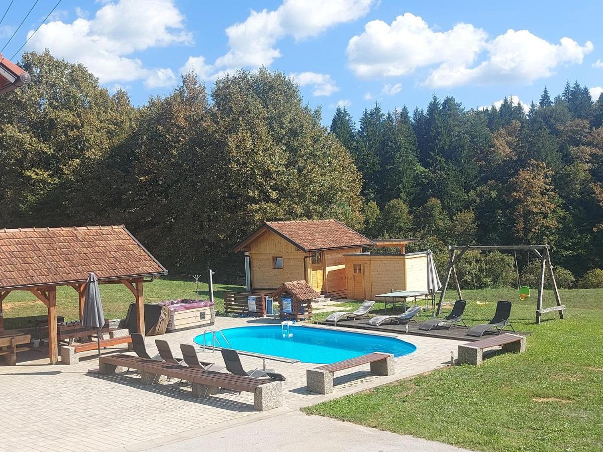 Lahinja & Kolpa River Apartments متليكا المظهر الخارجي الصورة