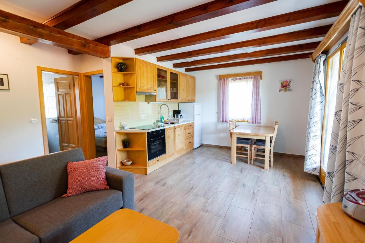 Lahinja & Kolpa River Apartments متليكا المظهر الخارجي الصورة