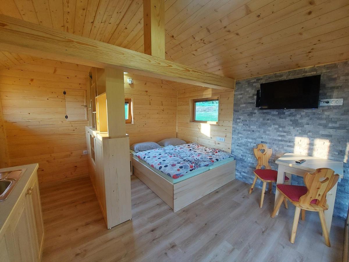 Lahinja & Kolpa River Apartments متليكا المظهر الخارجي الصورة