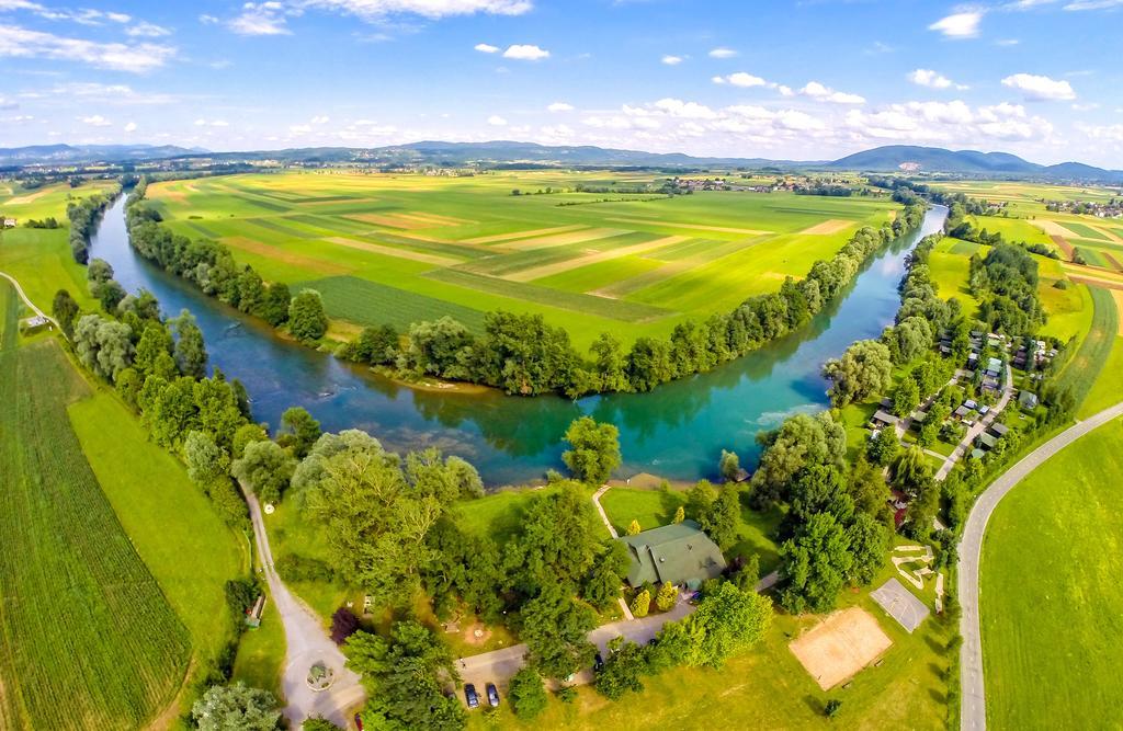 Lahinja & Kolpa River Apartments متليكا المظهر الخارجي الصورة